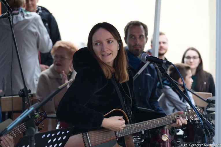 Pielgrzymka Żywego Różańca w Rokitnie