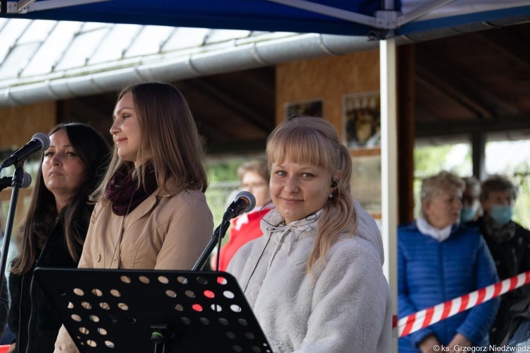 Pielgrzymka Żywego Różańca w Rokitnie