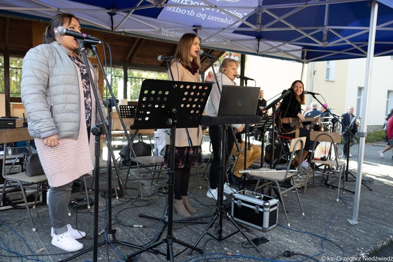 Pielgrzymka Żywego Różańca w Rokitnie