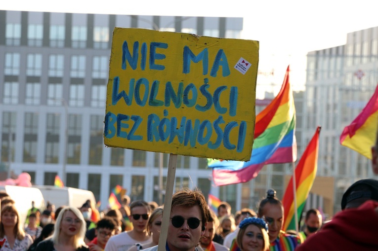 13. Marsz Równości we Wrocławiu na transparentach