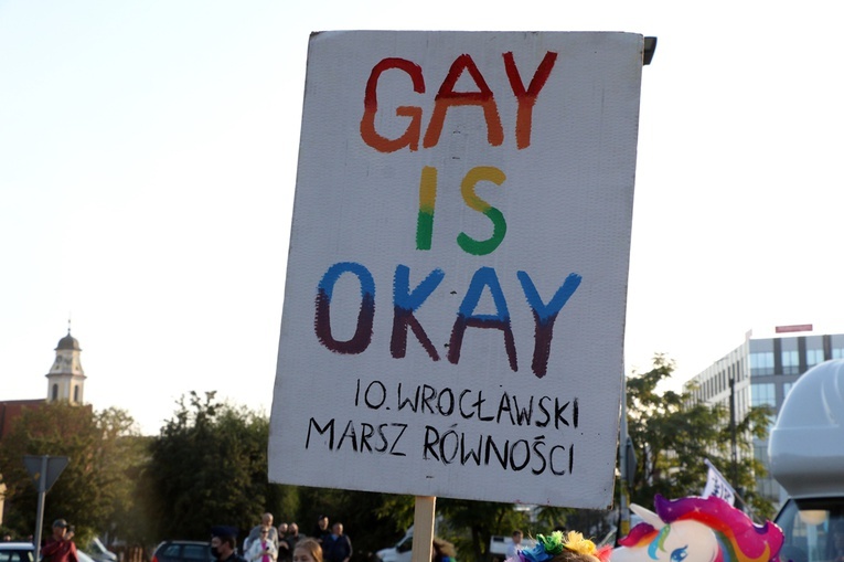 13. Marsz Równości we Wrocławiu na transparentach