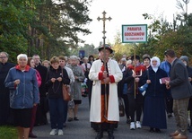 W Domaniewicach modliły się Róże Różańcowe.