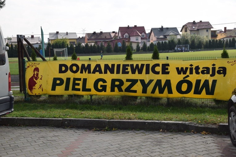 XVII Pielgrzymka Kół Żywego Różańca do Domaniewic 