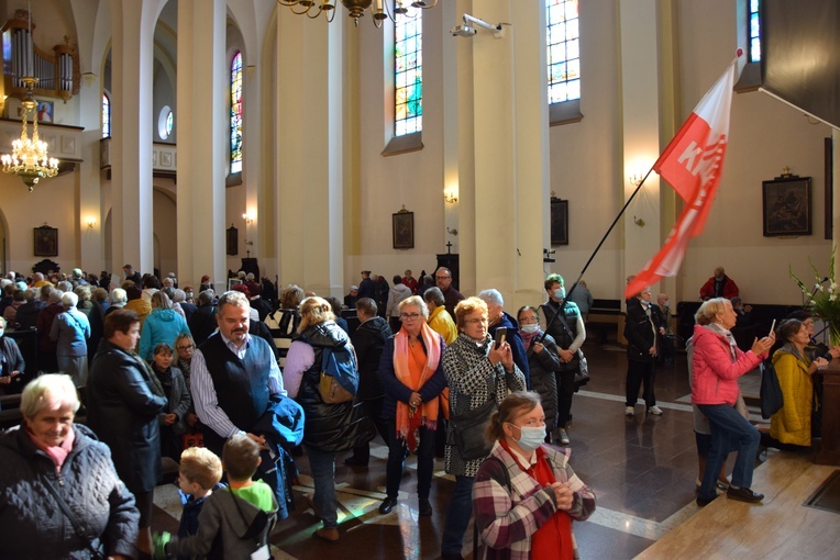 XVII Pielgrzymka Kół Żywego Różańca do Domaniewic 