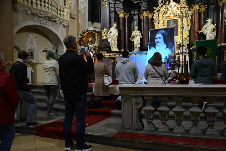 Wieczór św. Tereski w Strzelcach Opolskich