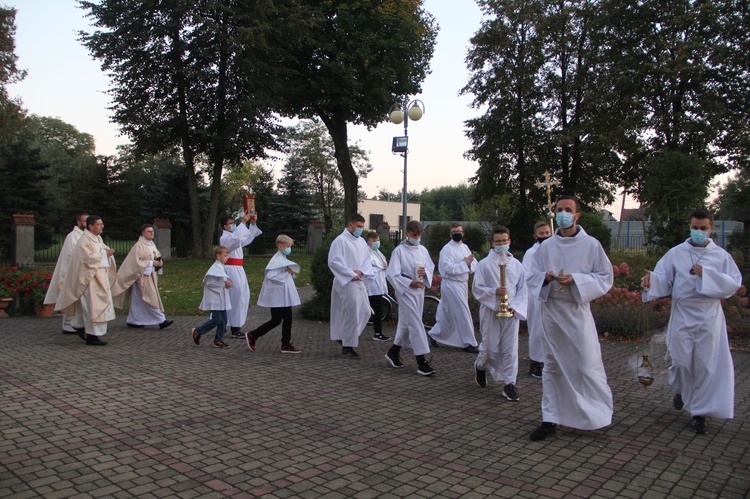 Czarna. Dekanalne spotkanie młodych