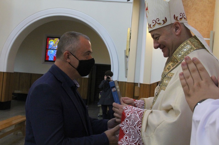 Tarnów. Jubileusz 75-lecia IV Liceum Ogólnokształcącego