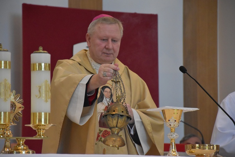 Gdańsk. Odpust u św. Teresy od Dzieciątka Jezus