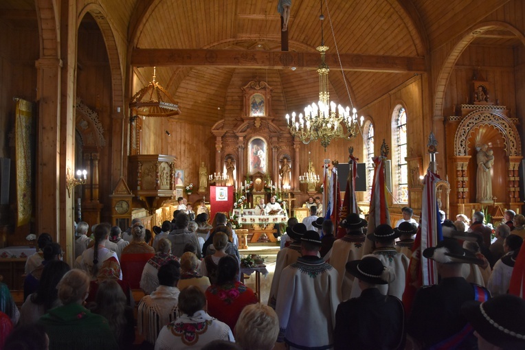 100-lecie poświęcenia i 10-lecie konsekracji kościoła w Zębie