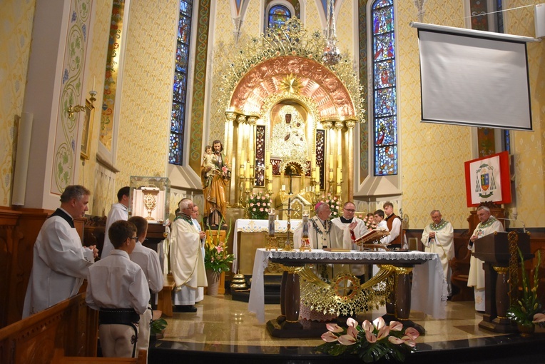 Zwieńczenie jubileuszu 100 lat konsekracji kościoła w Białce 