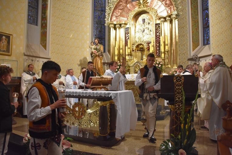 Zwieńczenie jubileuszu 100 lat konsekracji kościoła w Białce 
