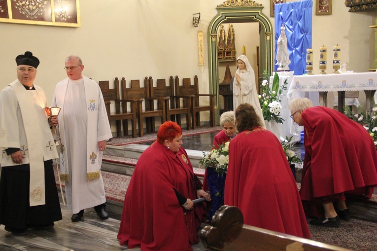 Nowy Sącz. Procesja różańcowa do pięciu kościołów