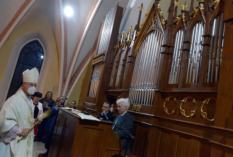 Ordynariusz radomski poświęcił odrestaurowane organy.