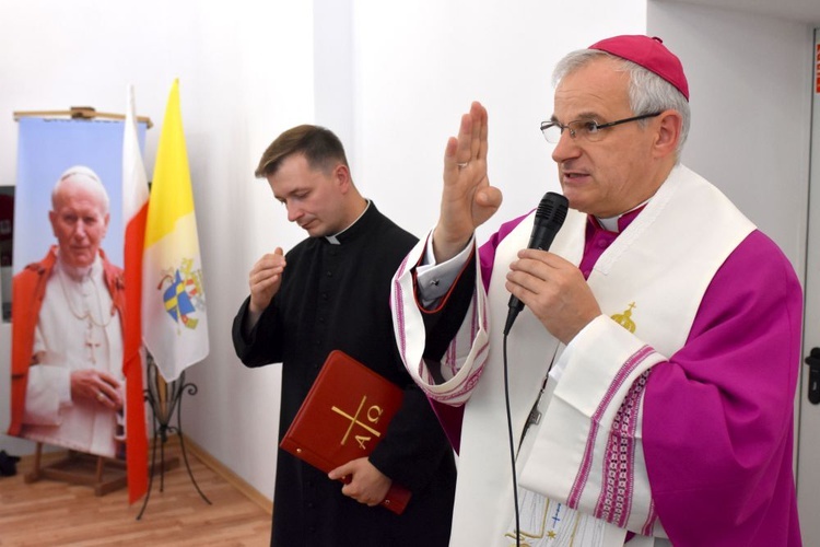 Zagórze Śl. Poświęcono dom seniora Caritas