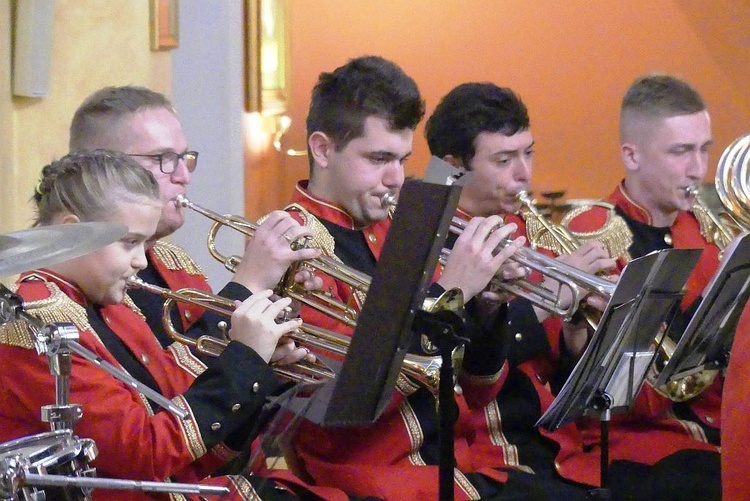 Koncert Papieski orkiestry dętej z Kaniowa w bielskiej Straconce