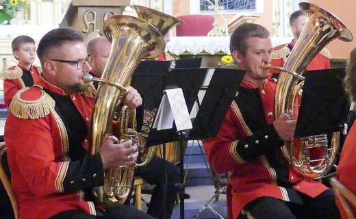 Koncert Papieski orkiestry dętej z Kaniowa w bielskiej Straconce