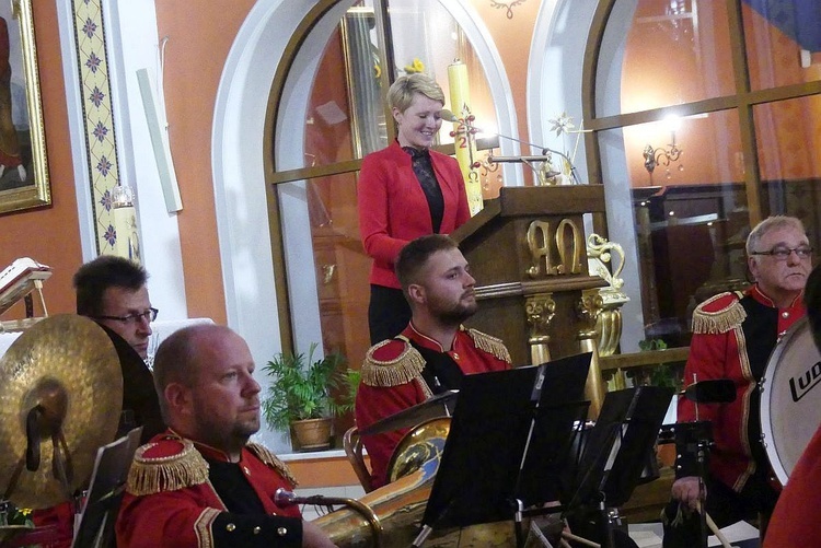 Koncert Papieski orkiestry dętej z Kaniowa w bielskiej Straconce