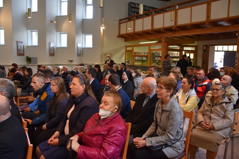 Rumia. 25 lat Centrum Pomocowego im. św. Siostry Faustyny