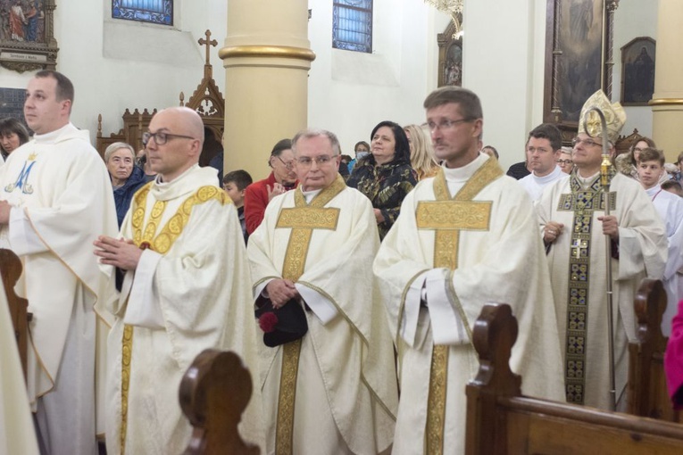 Wałbrzych. 50-lecie tytułu MB Różańcowej 