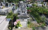 Na rozwadowskim cmentarzu jest wiele historycznych nagrobków.