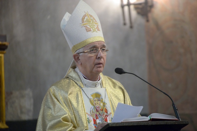 Zespół Szkół i Placówek w Chwałowicach