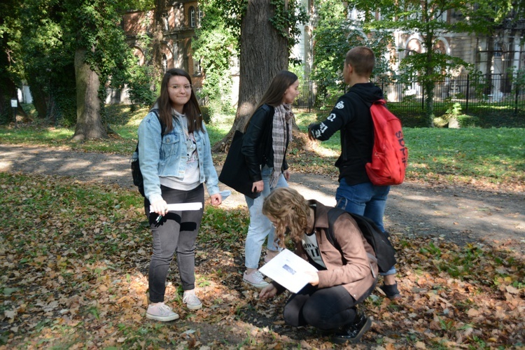 Strzelce Opolskie. Gra uliczna śladami bł. Edmunda i sióstr służebniczek