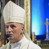 "Omnia possibilia credenti" (Wszystko jest możliwe dla tego, kto wierzy) to hasło bp. Marka Solarczyka.