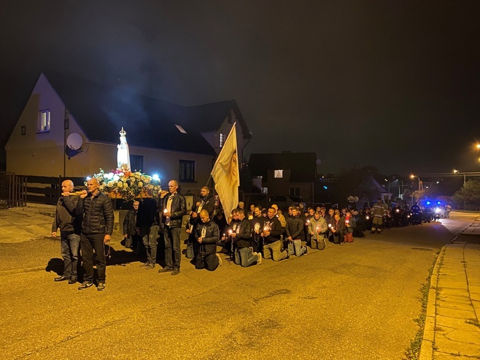 II Męski Różaniec w Żukowie