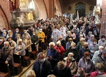 Pielgrzymka Róż Różańcowych do Rud