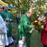 Msza św. hubertusowska w leśnym plenerze