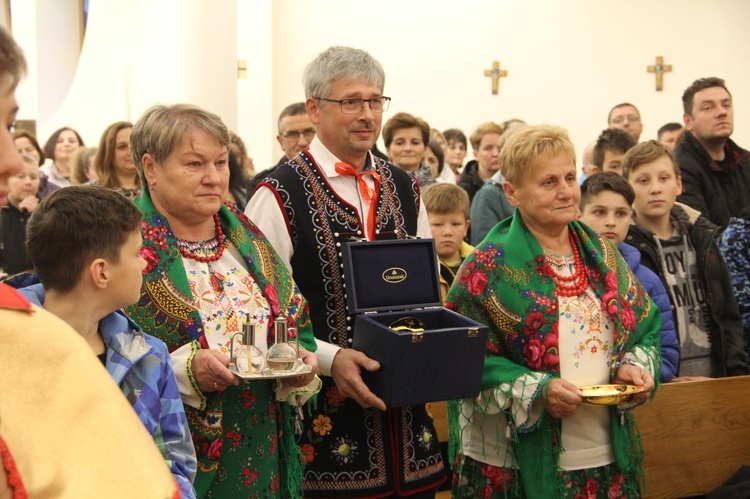 Ponad 200 pielgrzymów z Dobrej na 200-lecie tarnowskiego seminarium