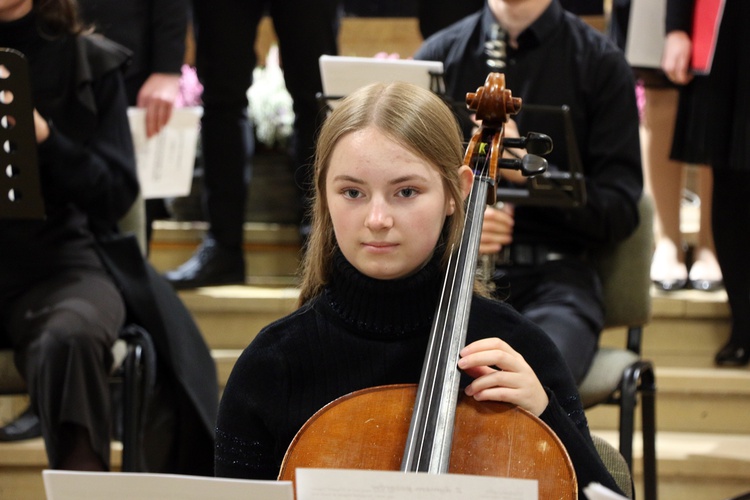 Koncert religijno-patriotyczny z okazji XXI Dnia Papieskiego