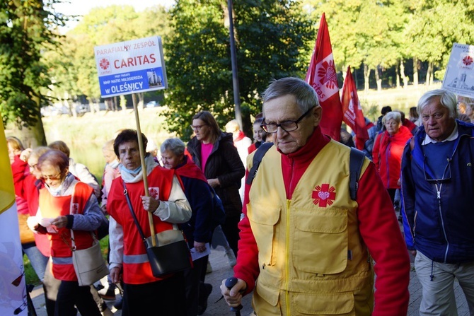 Wolontariusze Caritas z pielgrzymką w Trzebnicy