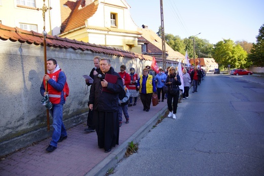 Wolontariusze Caritas z pielgrzymką w Trzebnicy