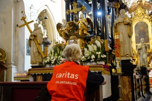 Wolontariusze Caritas z pielgrzymką w Trzebnicy