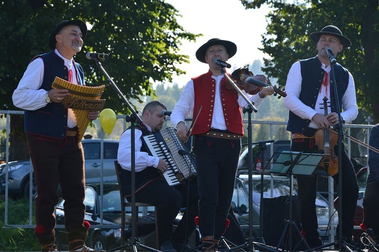 Dzień Papieski w Nowej Rudzie-Słupcu