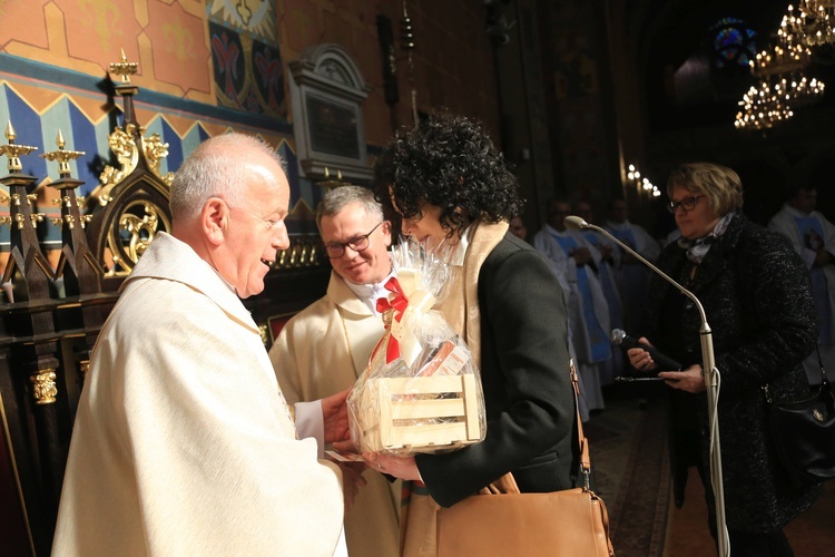 Pielgrzymka nauczycieli do Chorzelowa