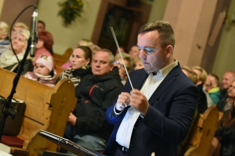 Koncert Papieski rodziny "Sygnału Miłosierdzia"