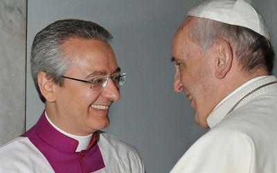 Nowy mistrz papieskich ceremonii liturgicznych