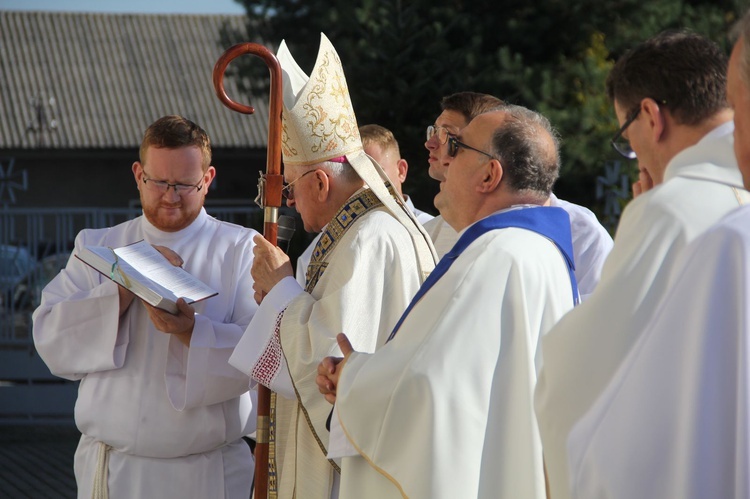 Borzęcin Dolny. Błogosławieństwo organów