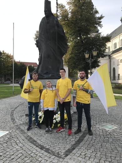 Dzień Papieski w Zduńskiej Dąbrowie