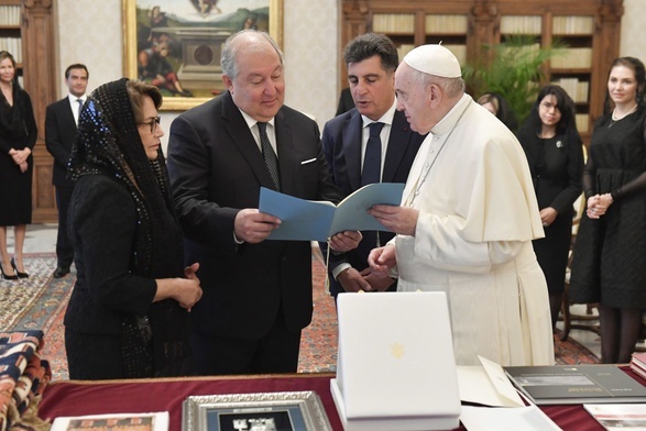 Prezydent Armenii podczas spotkania z papieżem