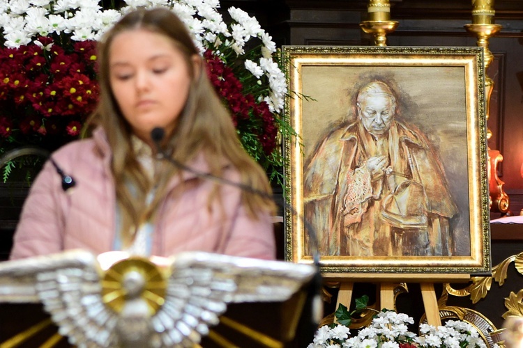 Stoczek Klasztorny. Wprowadzenie relikwii bł. kard. Wyszyńskiego