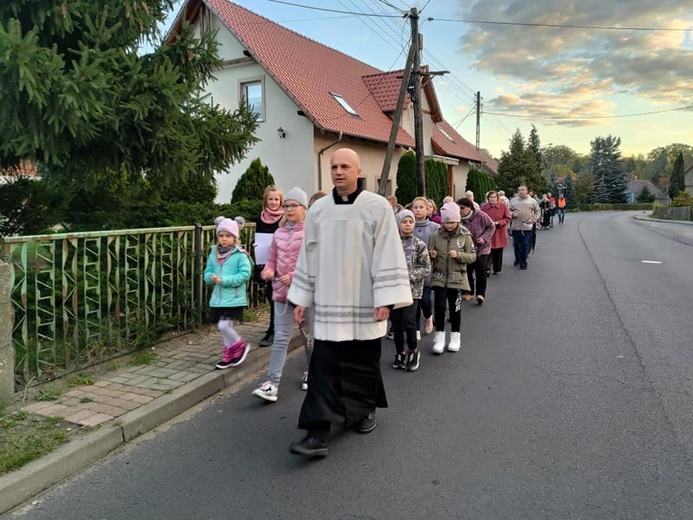 Matka Boża Fatimska na ulicach Świdnicy