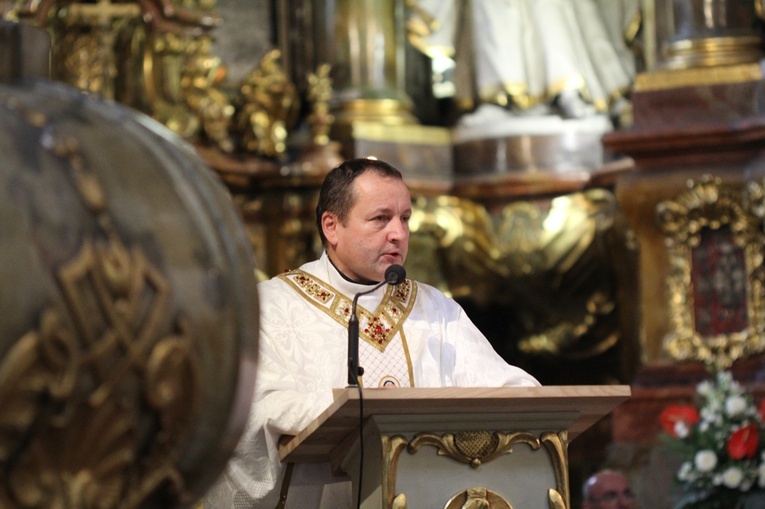 Trzebnica 2021. Powołani do kapłaństwa i życia konsekrowanego u św. Jadwigi