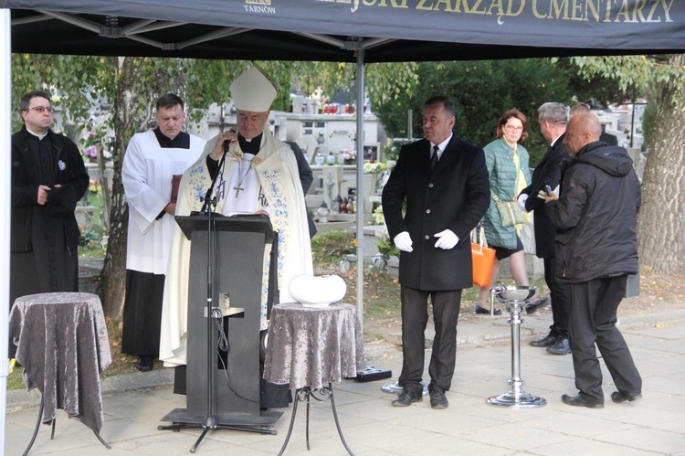 Tarnów-Mościce. Pogrzeb dzieci utraconych