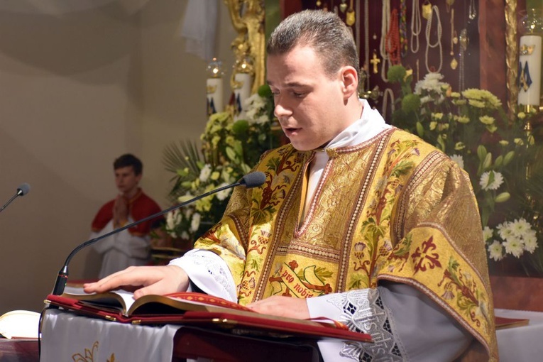 Bojanice. Abp Mokrzycki dał im relikwie św. Jana Pawła II