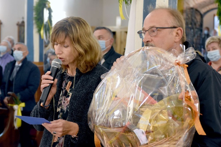 Bojanice. Abp Mokrzycki dał im relikwie św. Jana Pawła II