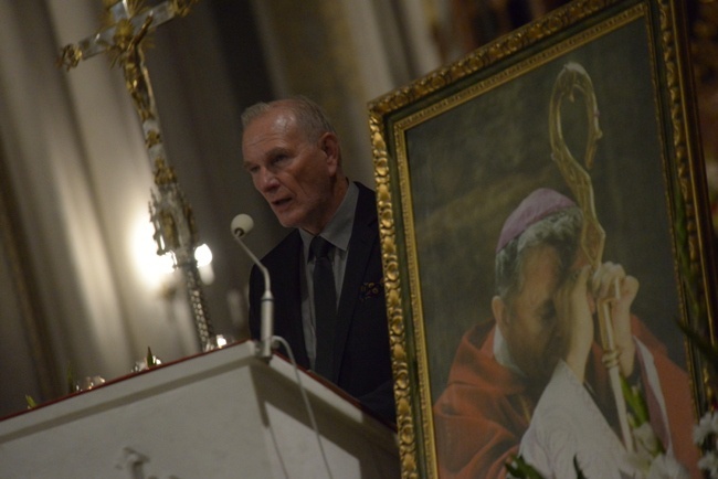 Modlitwa synodalna i nagroda Funduszu im. bp. Jana Chrapka