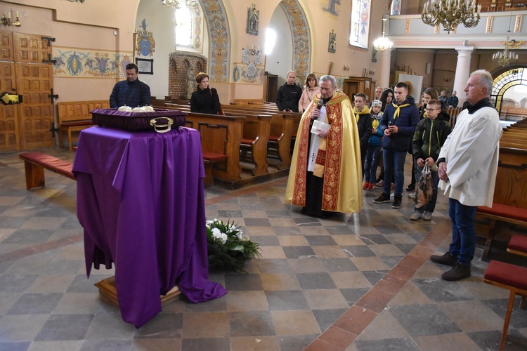 Przasnysz. Pochówek dzieci zmarłych przed narodzeniem